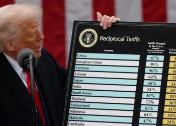 Donald trump umumkan tarif baru 10 untuk semua barang masuk as 1743671255025 169