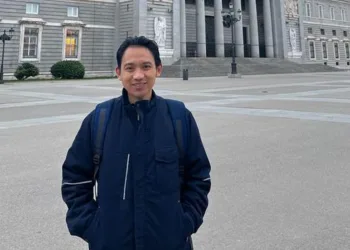 Pakar politik undip 169